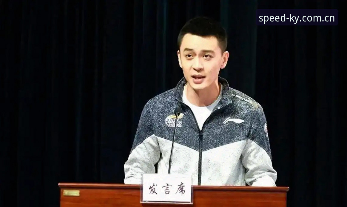 杨鸣评C罗压力大！ky体育老用户看懂这3个关键数据
